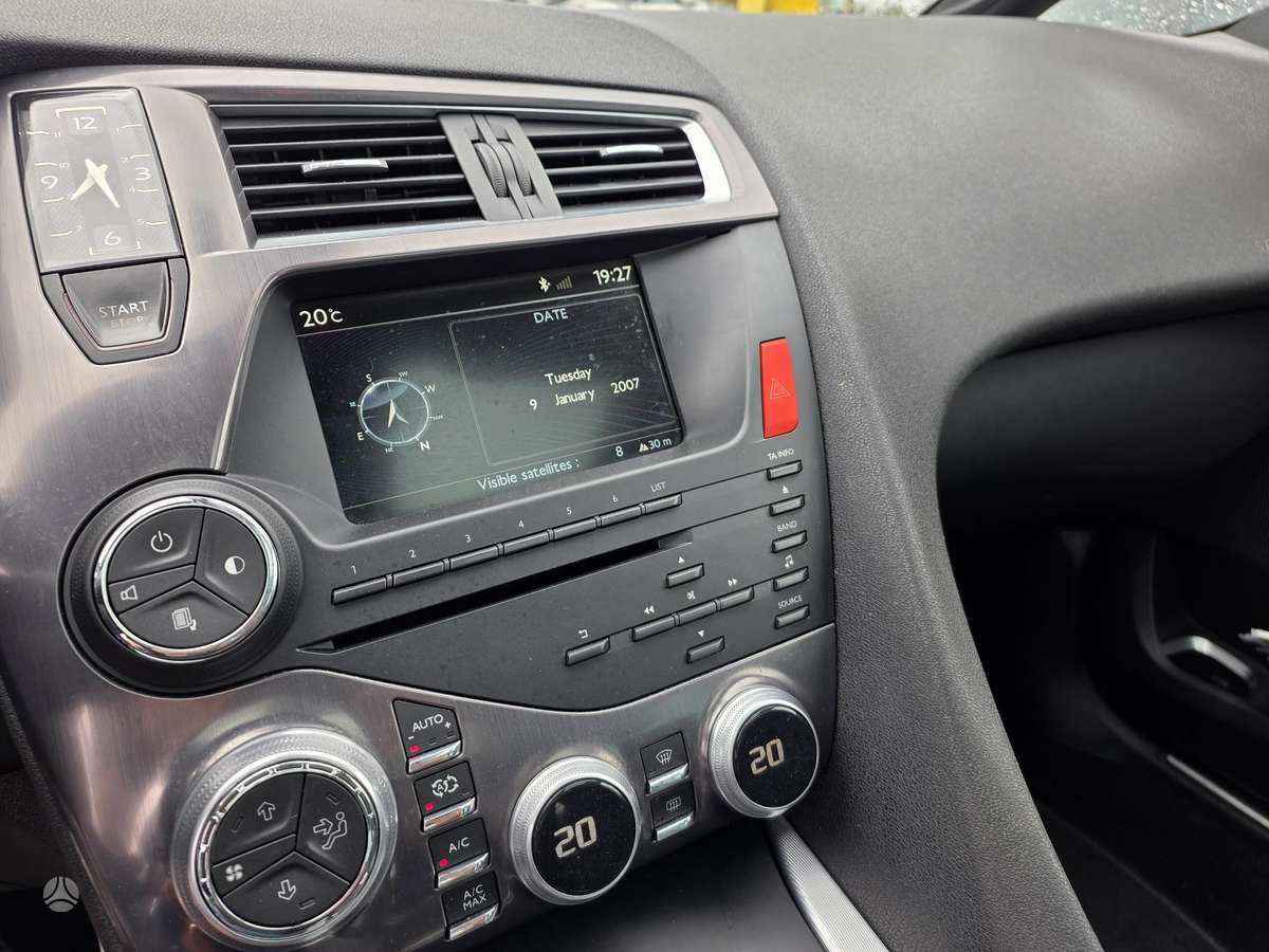 Citroen DS5, 2.0 l., hatchback
