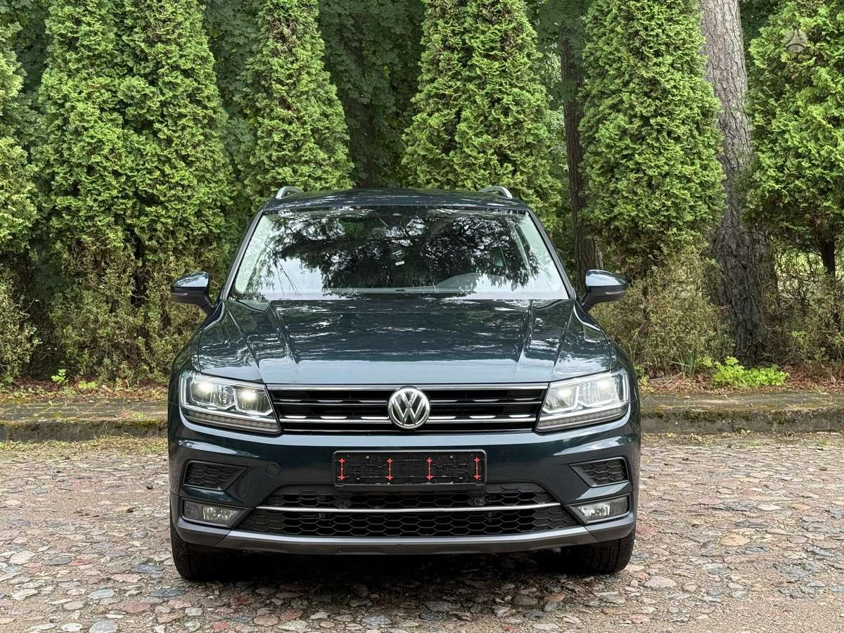 Volkswagen Tiguan - 2