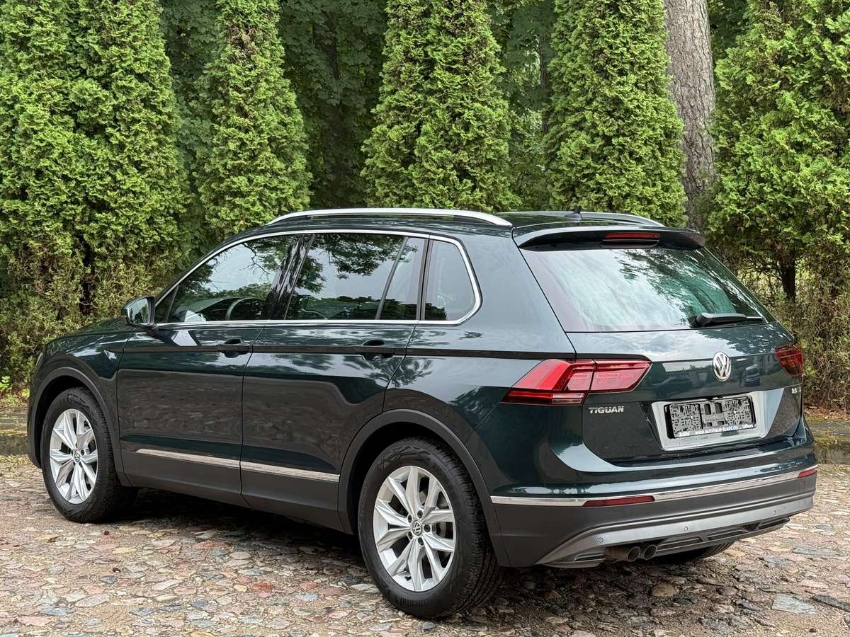 Volkswagen Tiguan - 4