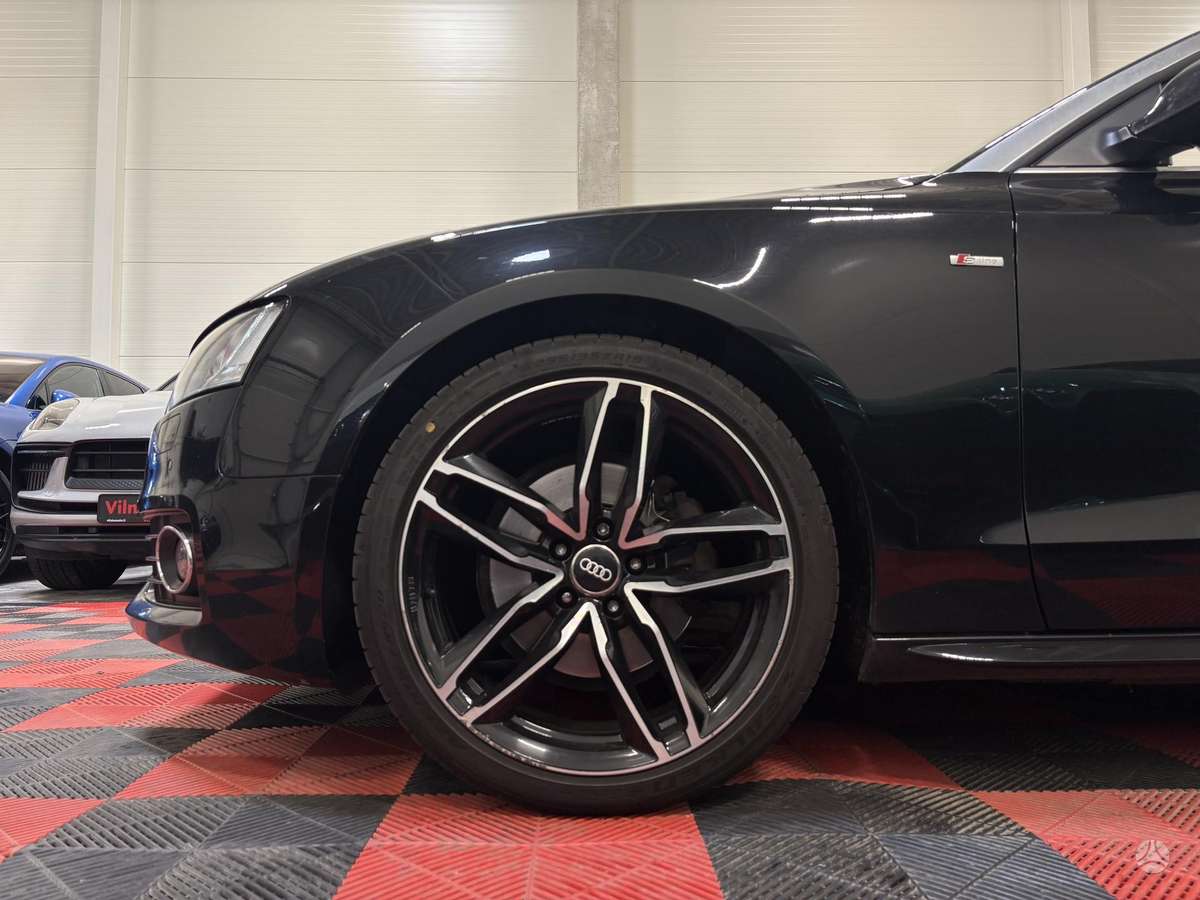 Audi A5, 2.0 l., convertible