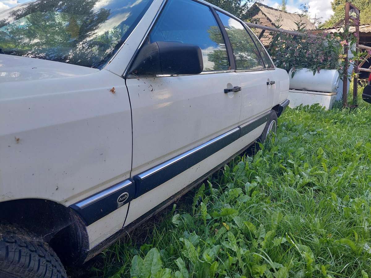 Audi 100, 2.2 l., Седан