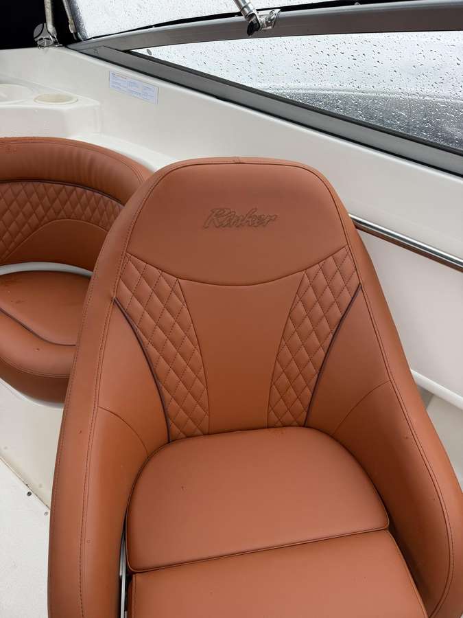 Rinker Captiva 232, яхты / катера