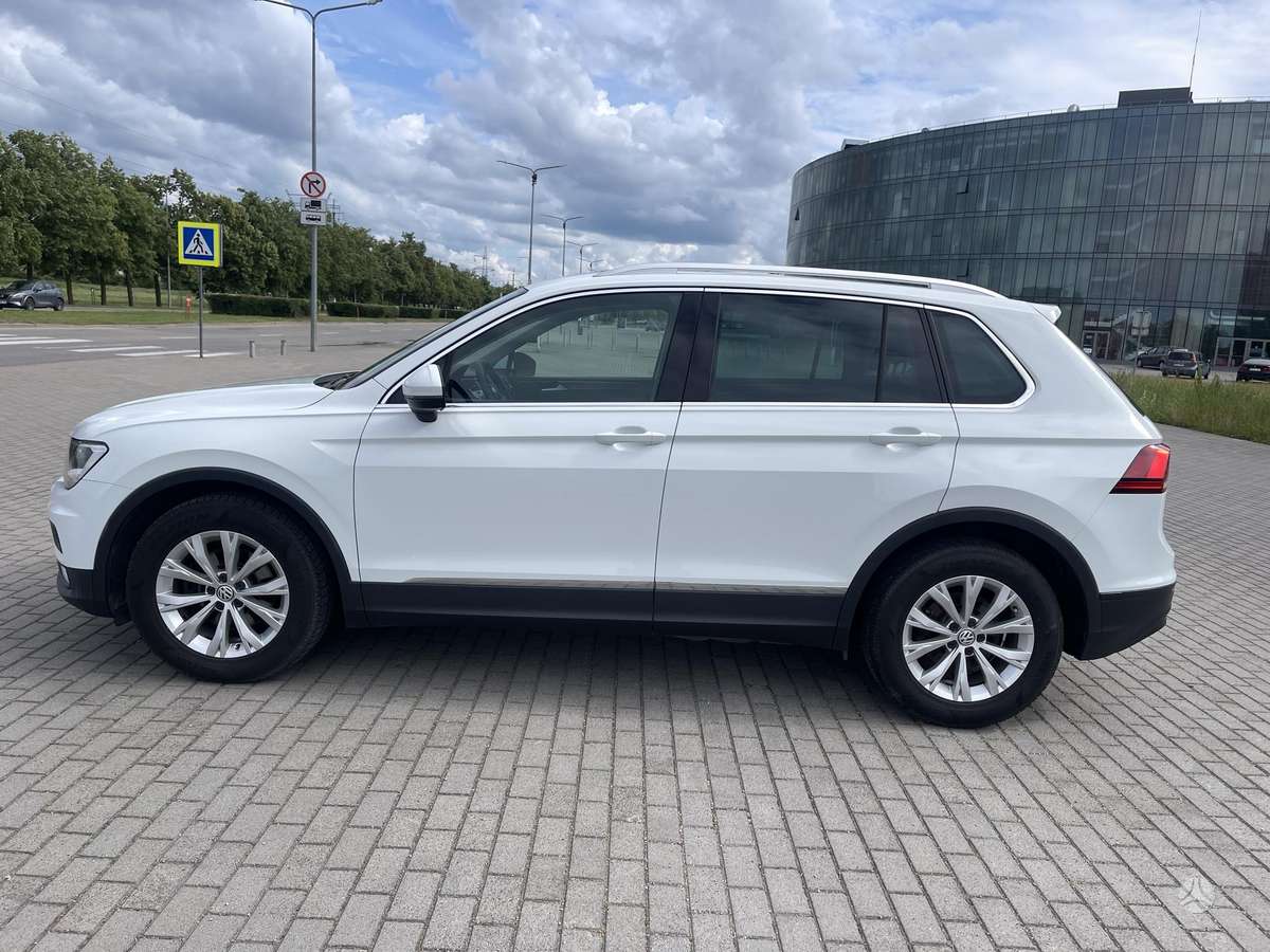 Volkswagen Tiguan - 7
