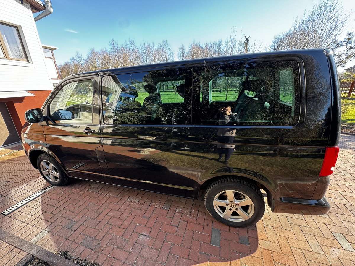 Volkswagen Caravelle - 4