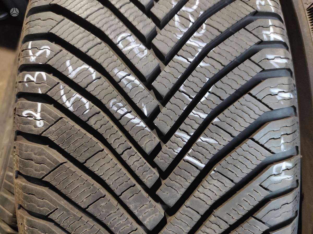 Continental, žieminės 235/55 R18