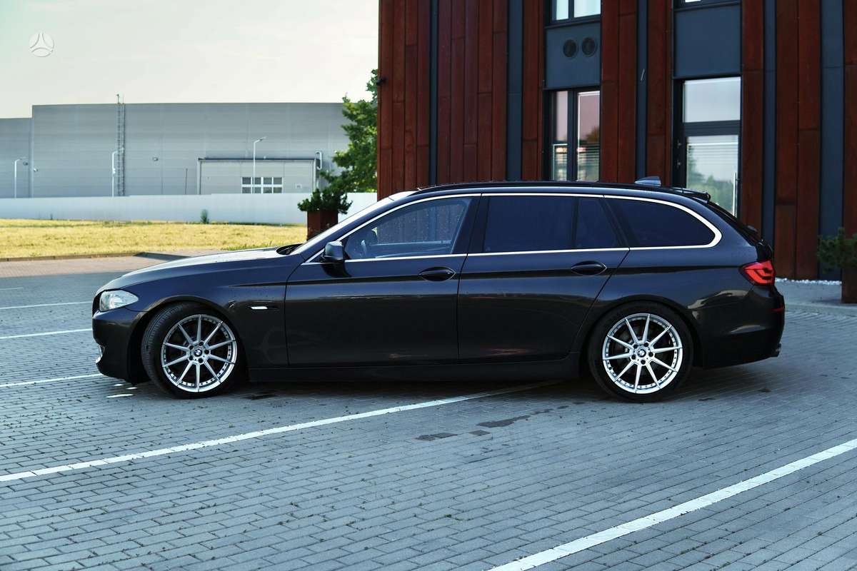 BMW 525, 3.0 l., Универсал