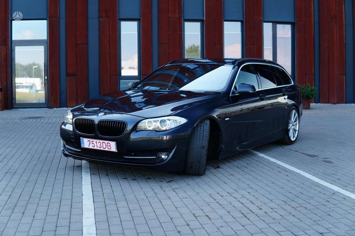 BMW 525, 3.0 l., Универсал