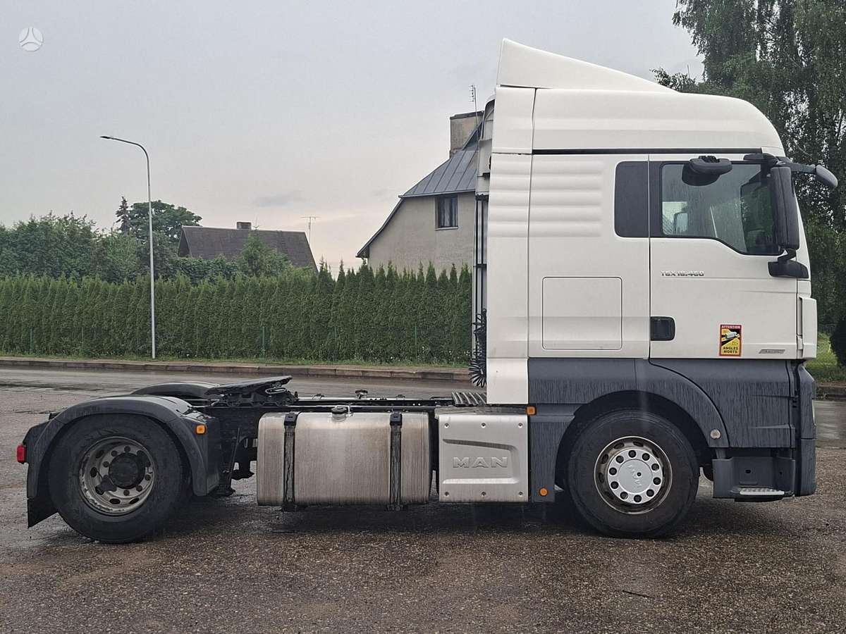 MAN Puikus stovis!, double sleeper
