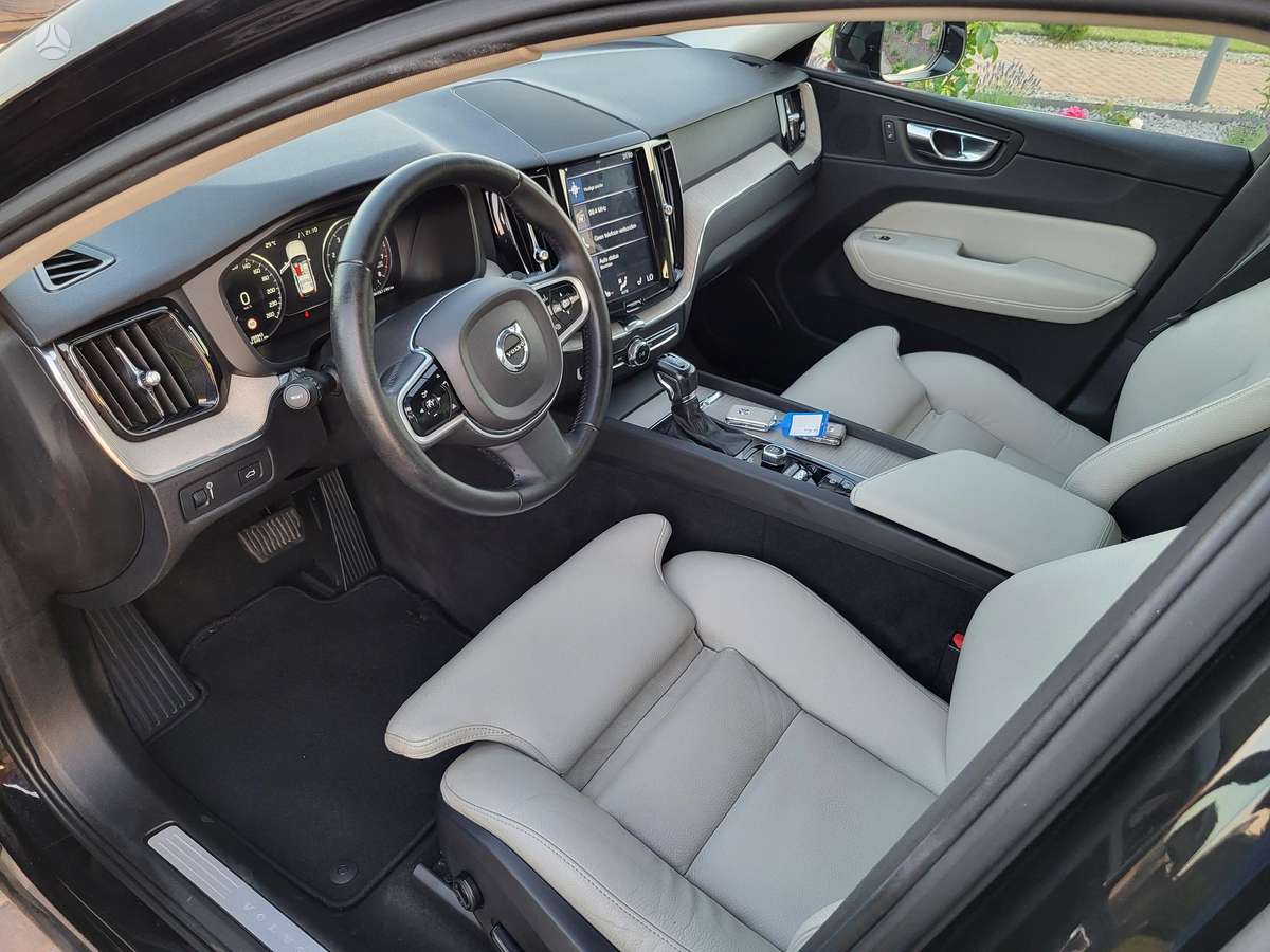 Volvo XC60 - 12