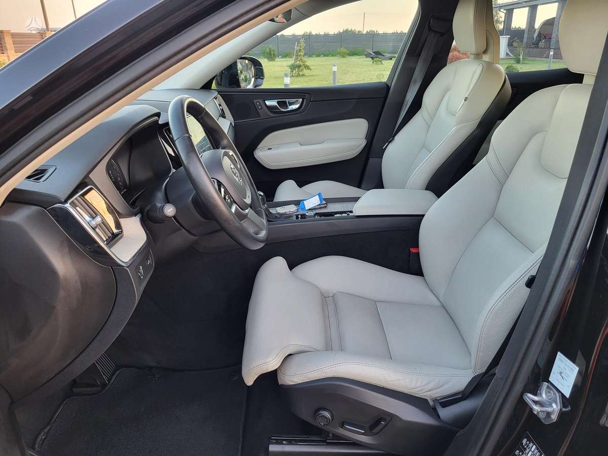 Volvo XC60 - 10