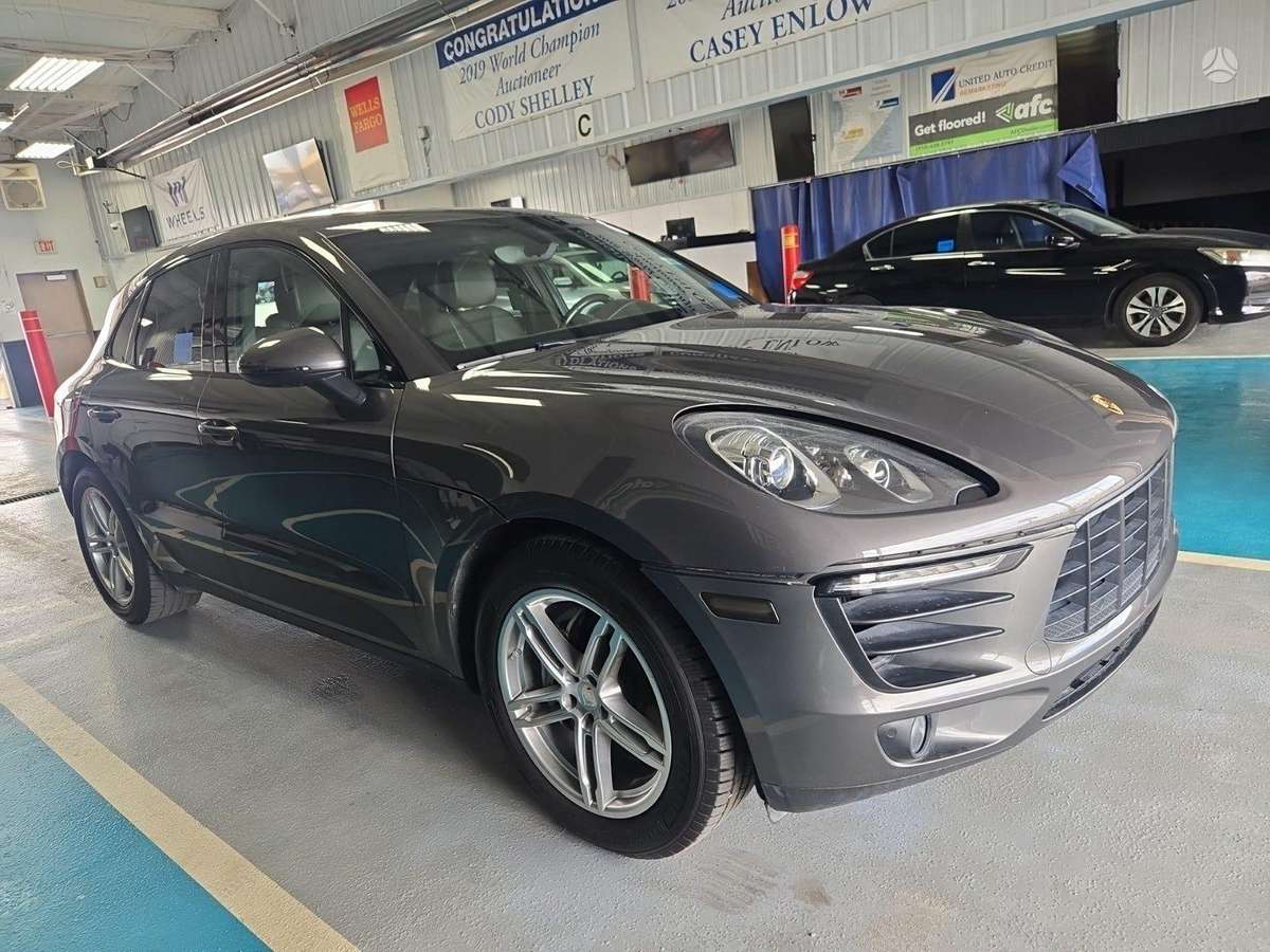 Porsche Macan - 3