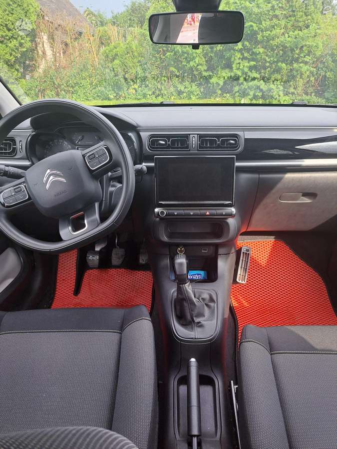 Citroen C3, 1.2 l., hatchback