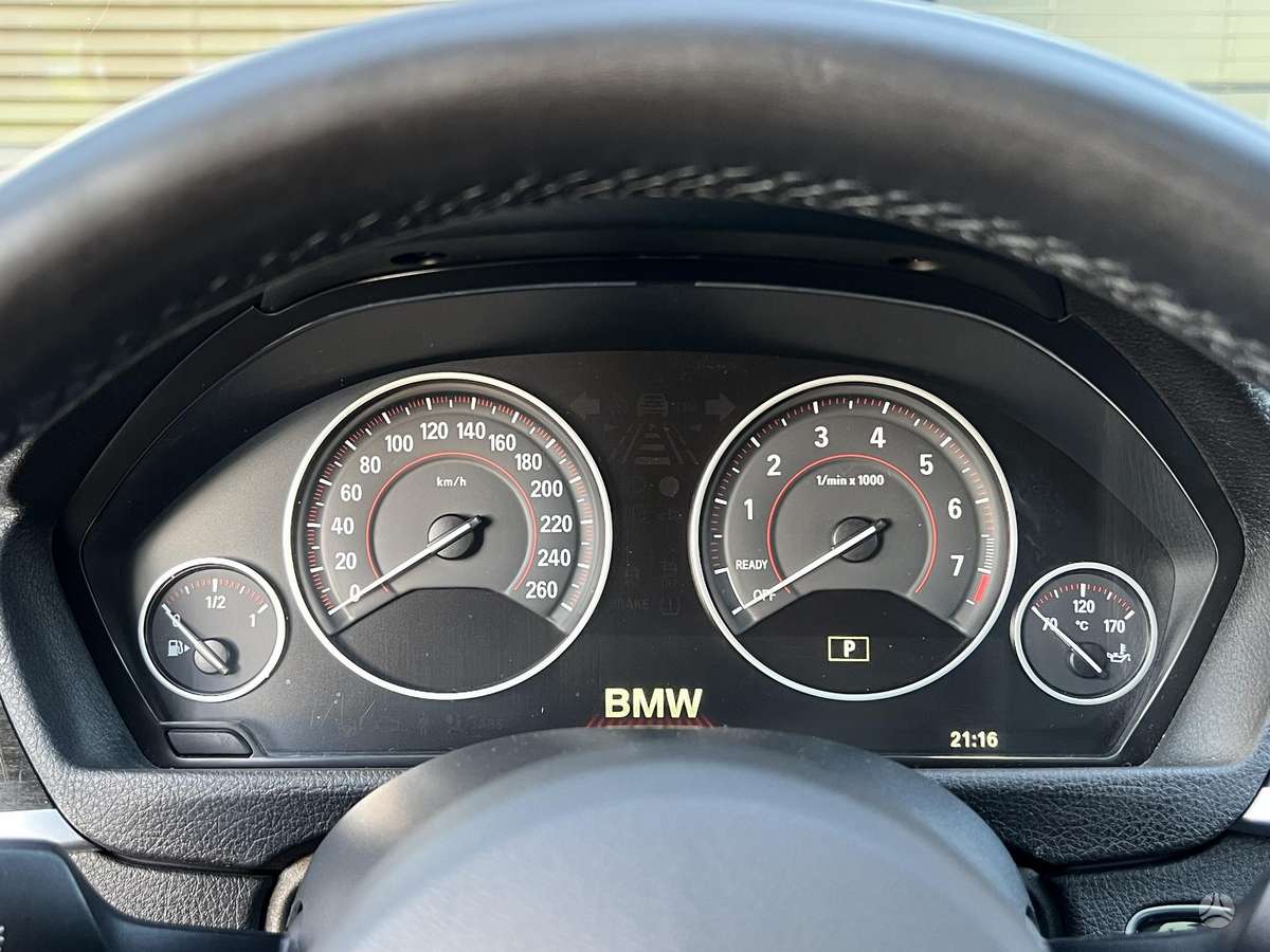 BMW 320, 2.0 l., Седан