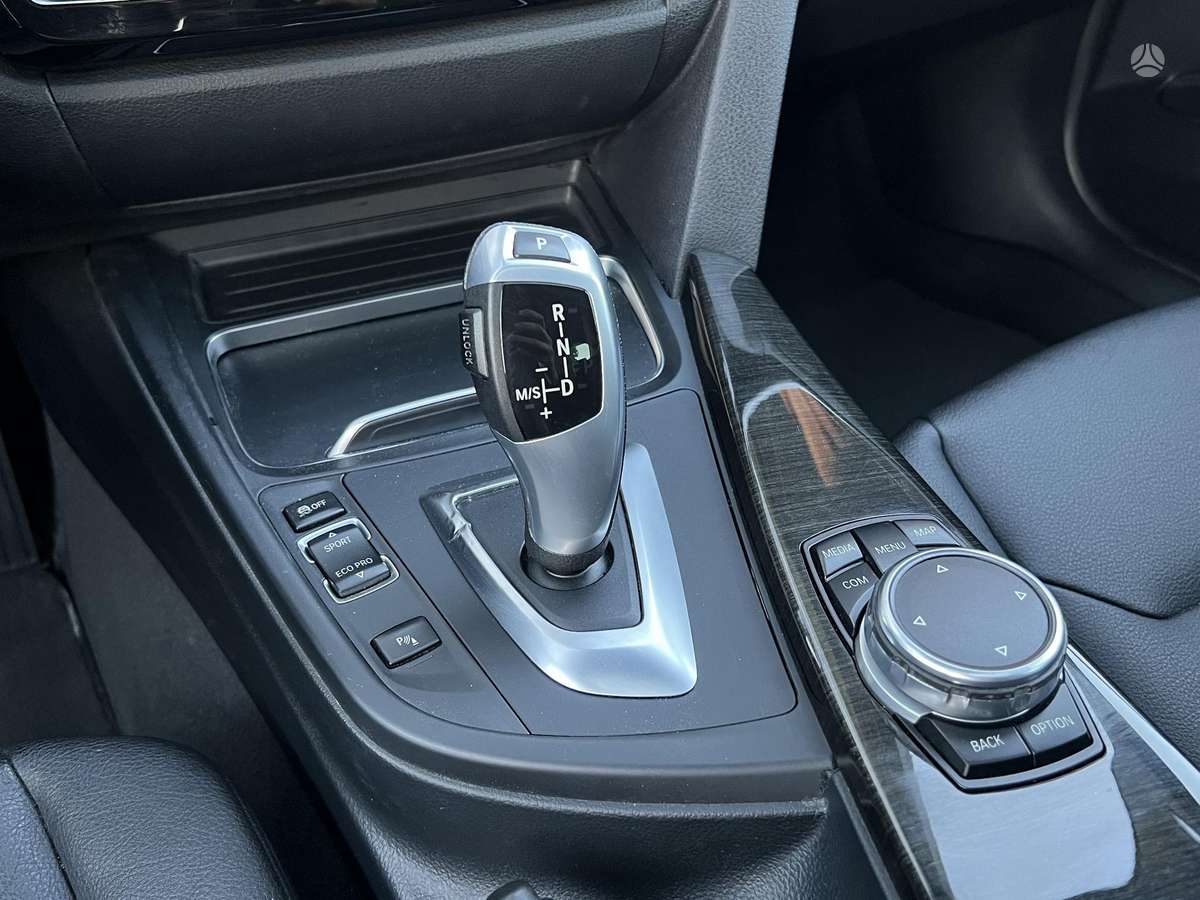BMW 320, 2.0 l., Седан