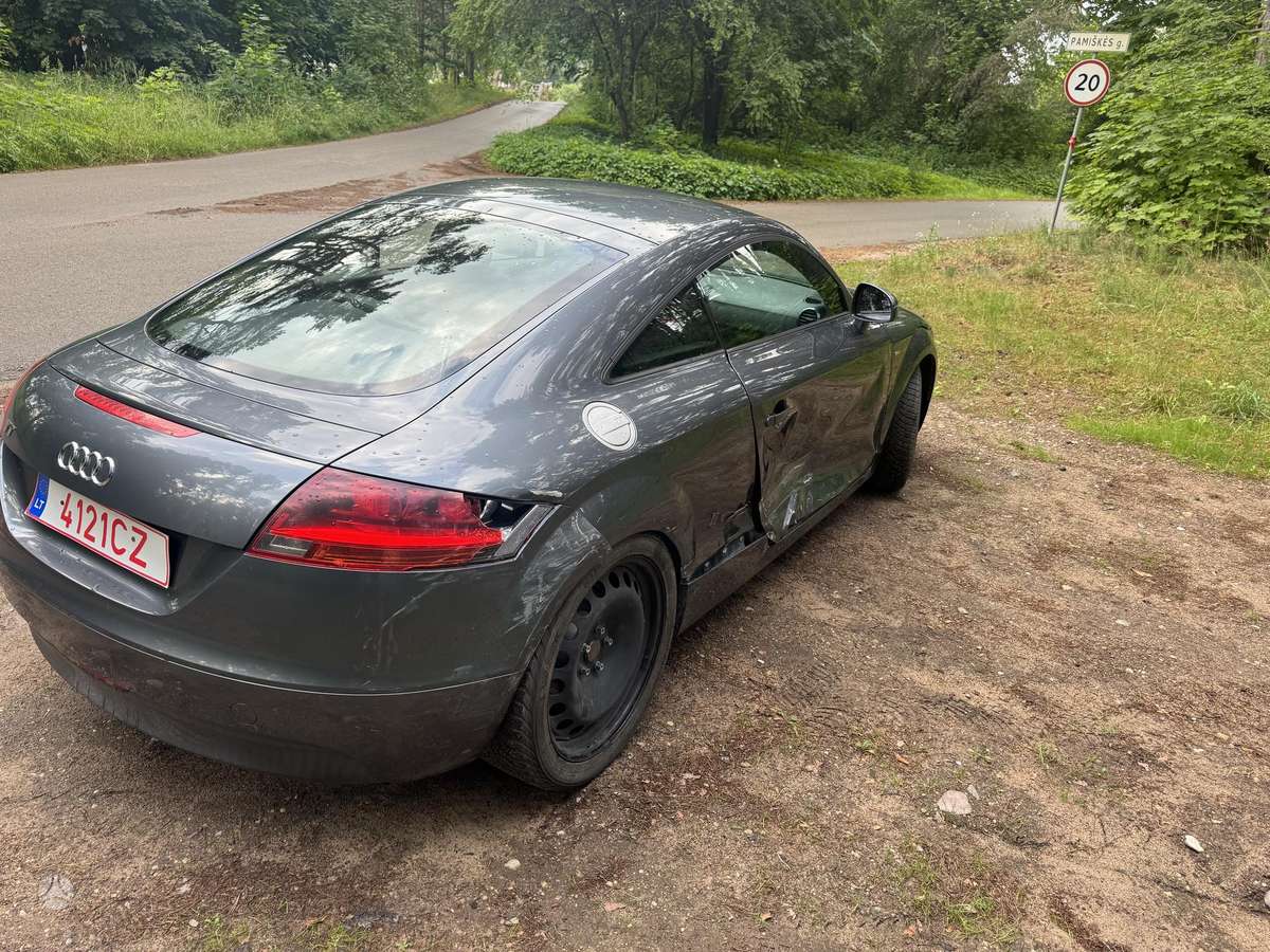 Audi TT, 2.0 l., coupe