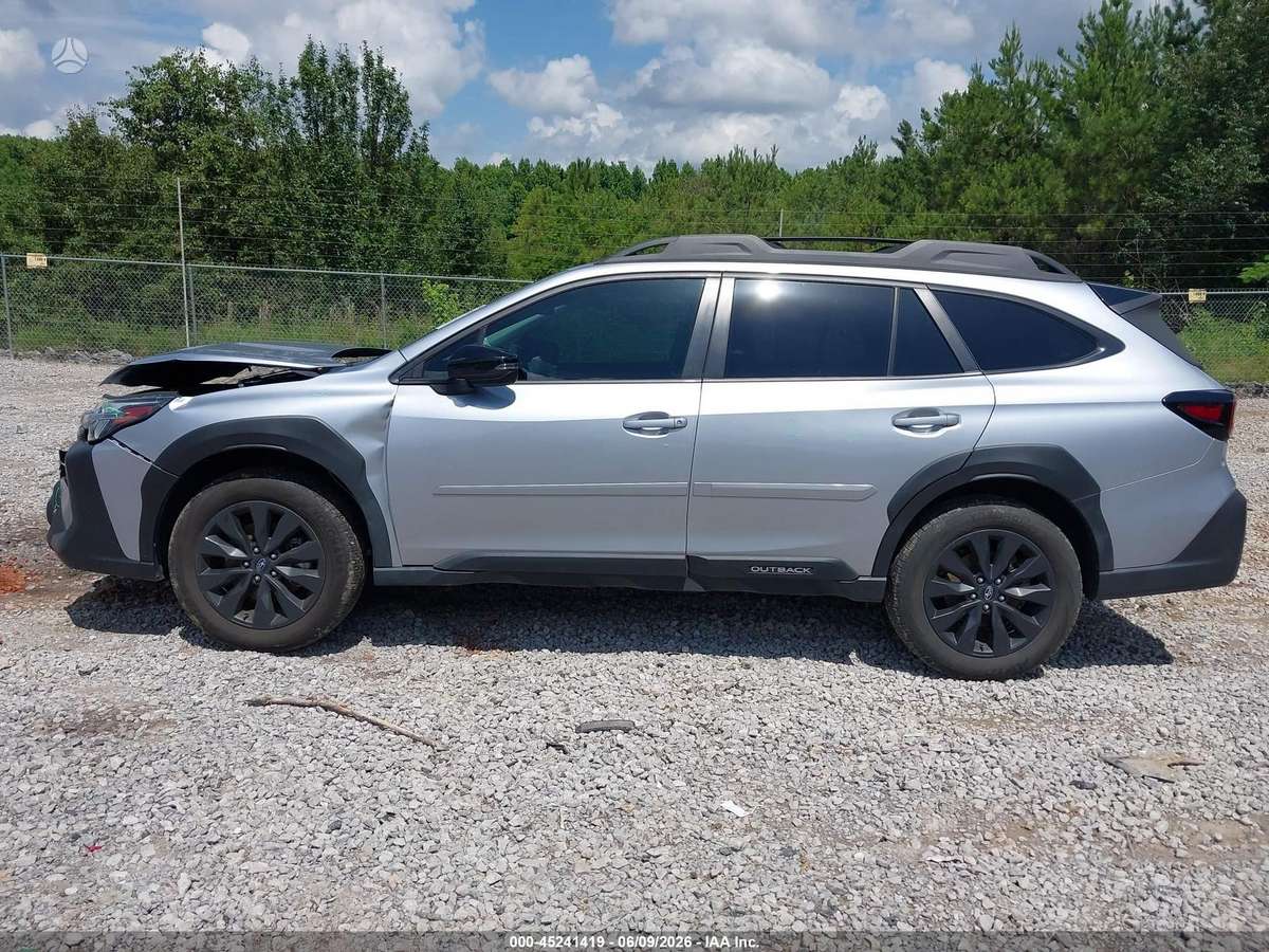 Subaru Outback, Внедорожник / Кроссовер