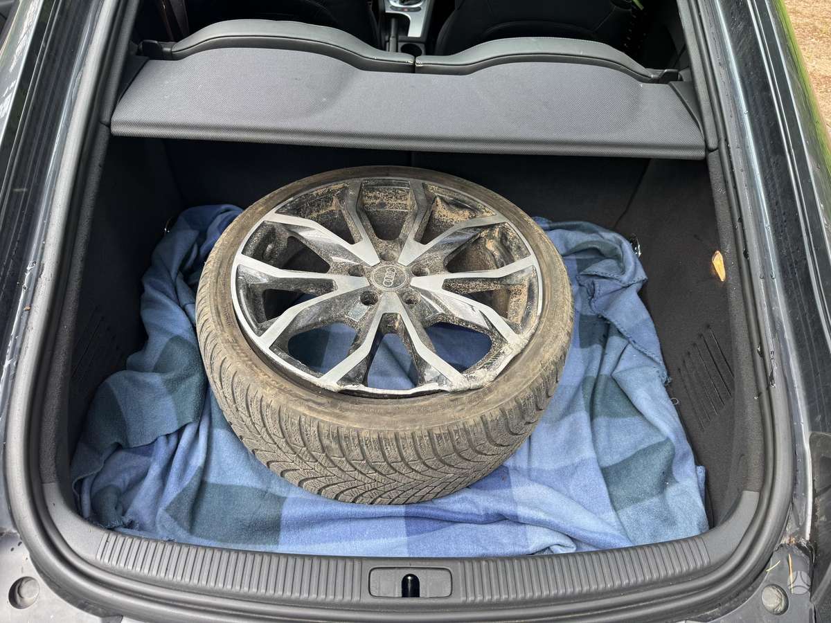 Audi TT, 2.0 l., coupe