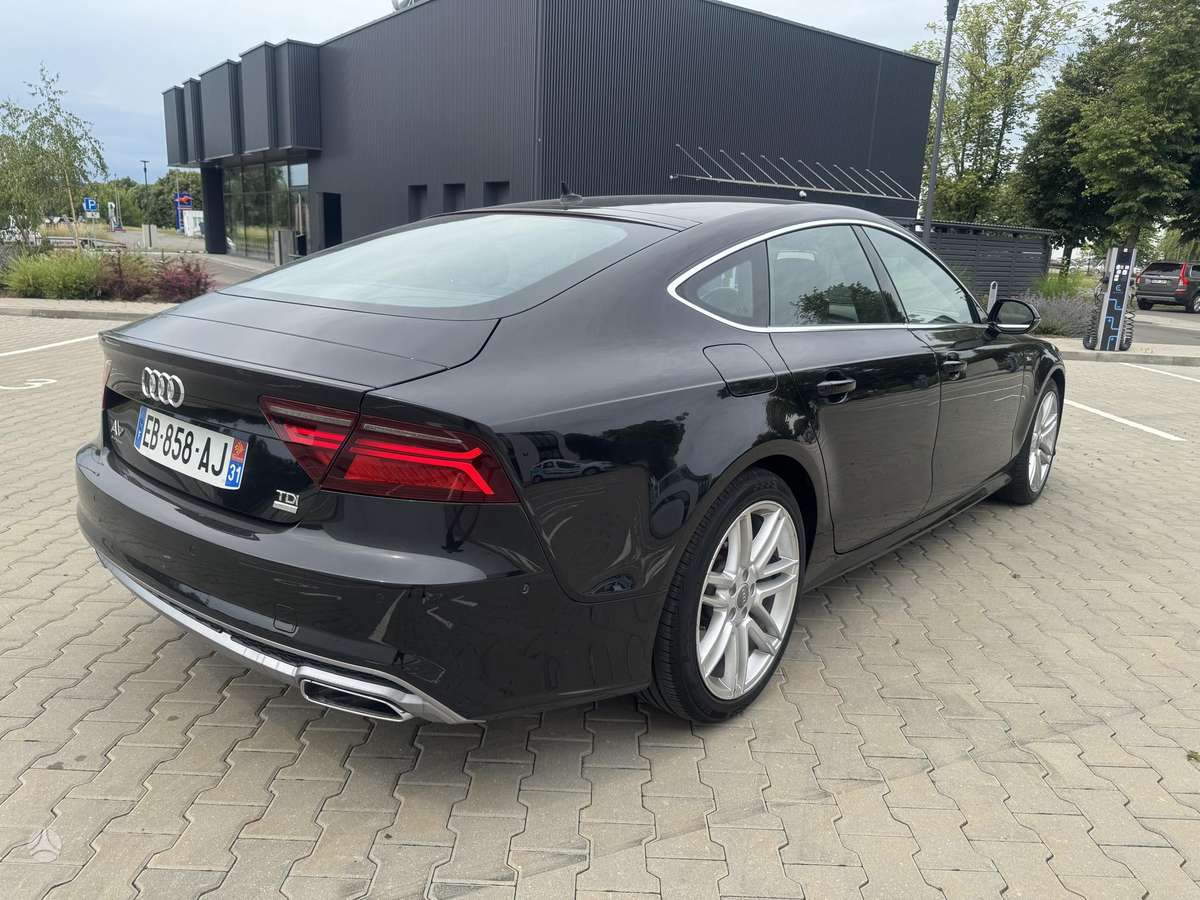 Audi A7, 3.0 l., Седан