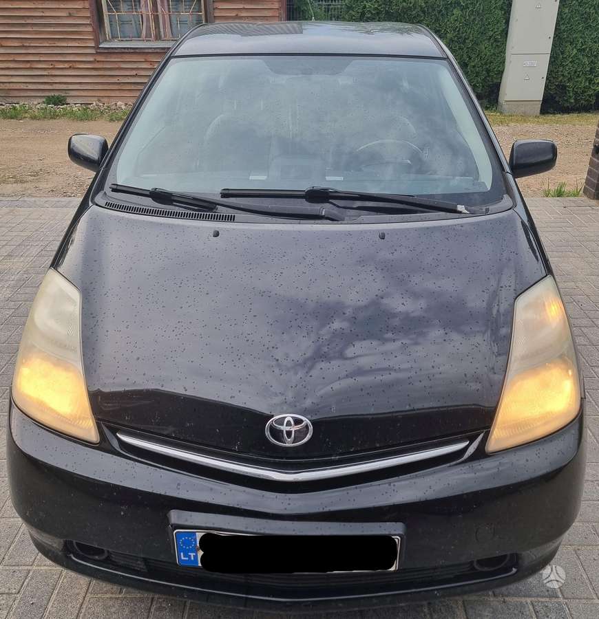 Toyota Prius - 2