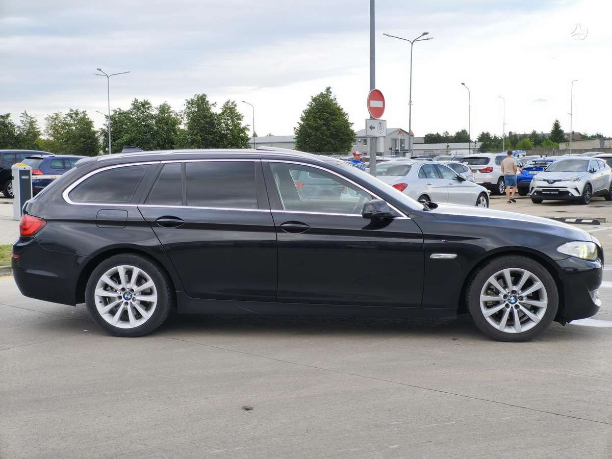 BMW 520, 2.0 l., Универсал
