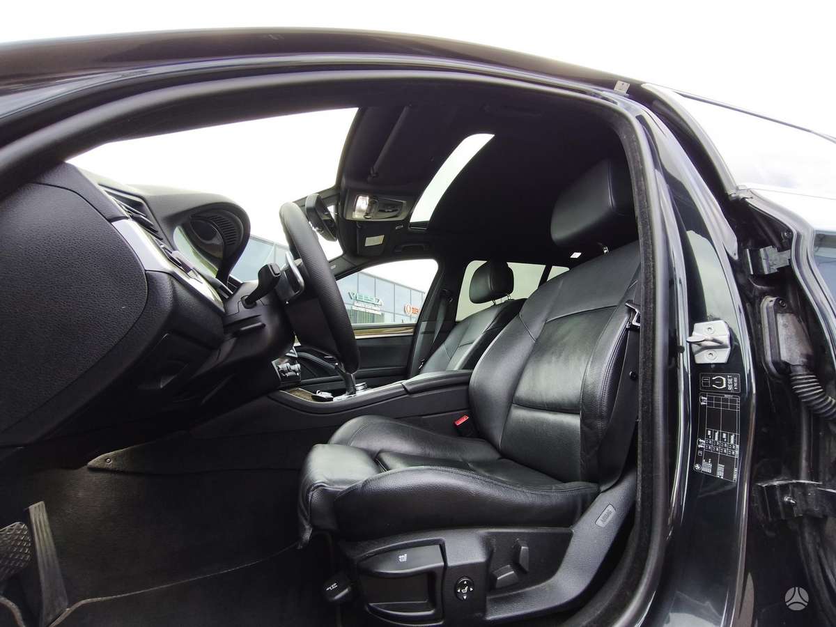 BMW 520, 2.0 l., Универсал