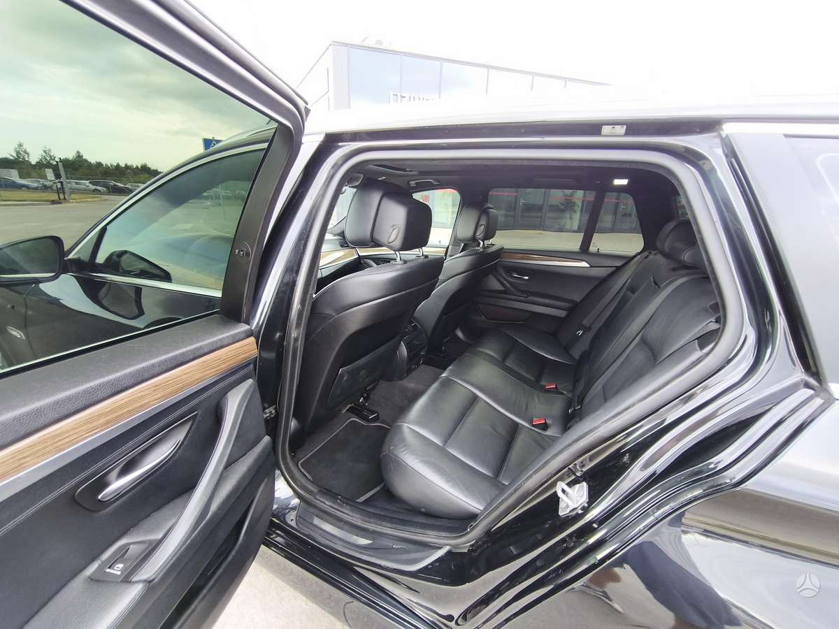 BMW 520, 2.0 l., Универсал