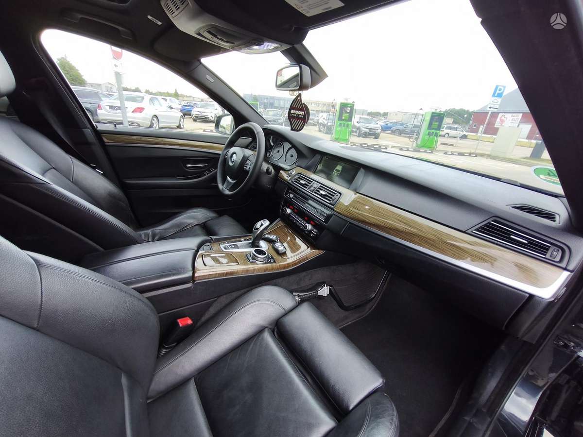 BMW 520, 2.0 l., Универсал