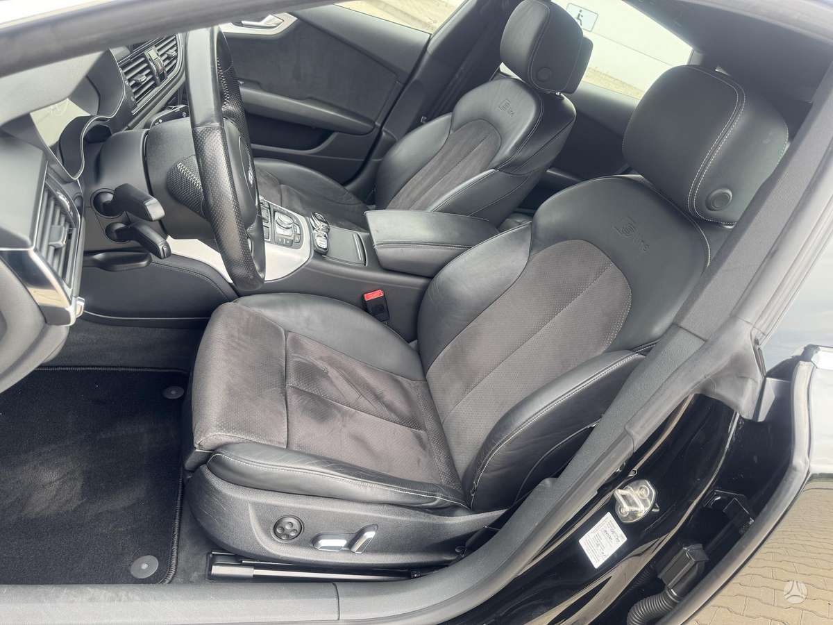 Audi A7, 3.0 l., Седан
