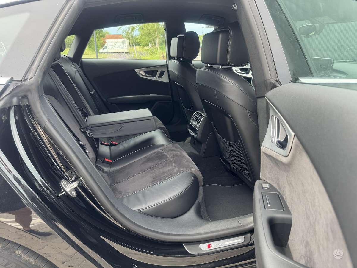 Audi A7, 3.0 l., Седан