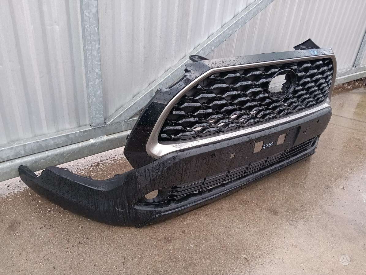 Toyota Corolla Cross lights