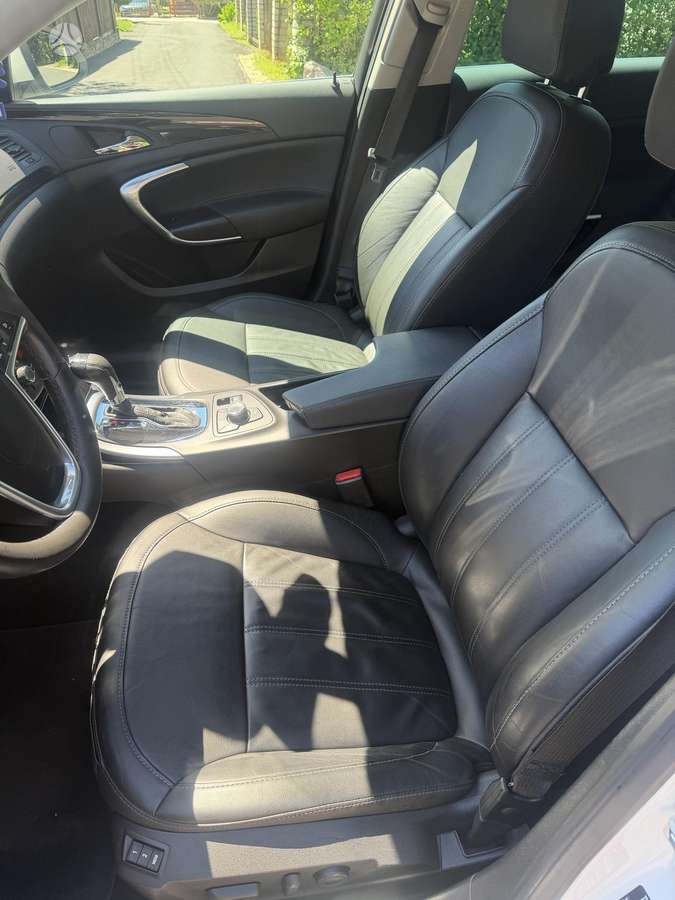 Opel Insignia, 2.0 l., Универсал