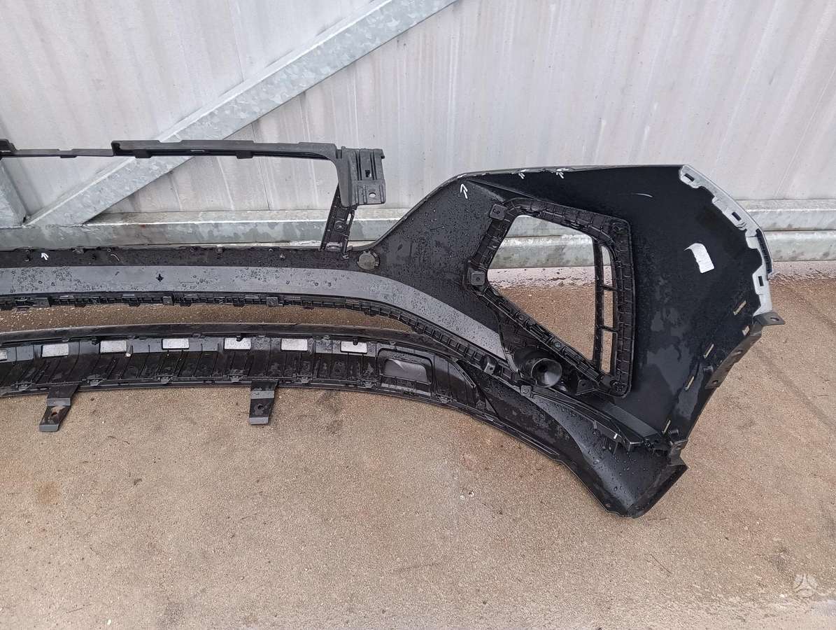 Hyundai Tucson lights, front grill