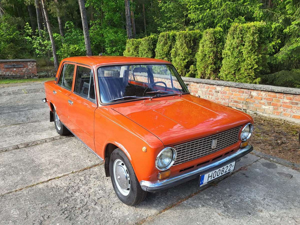 Lada 2101, sedanas