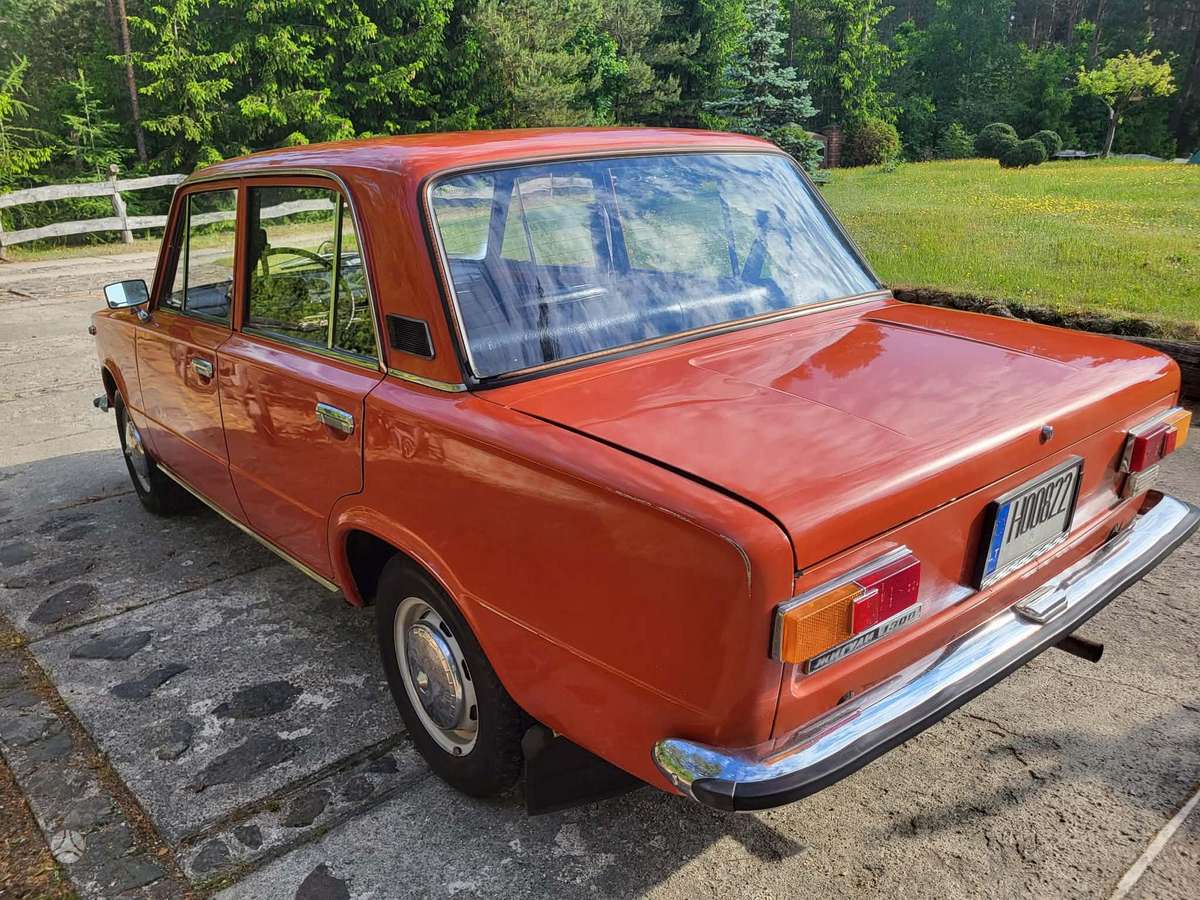 Lada 2101, sedanas