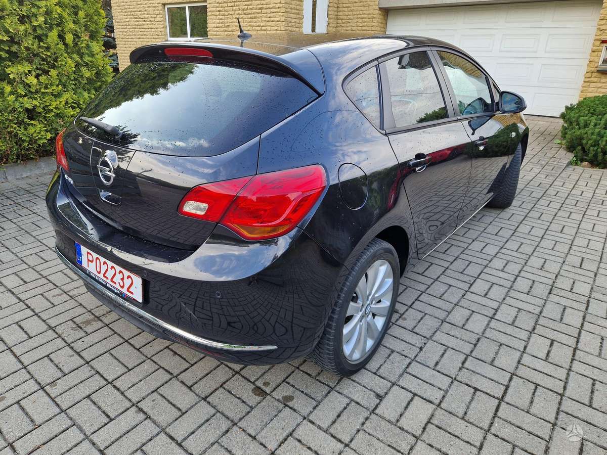 Opel Astra, 1.4 l., hatchback