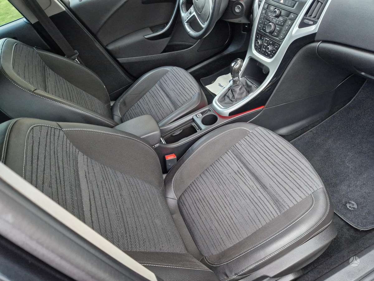 Opel Astra, 1.4 l., hatchback