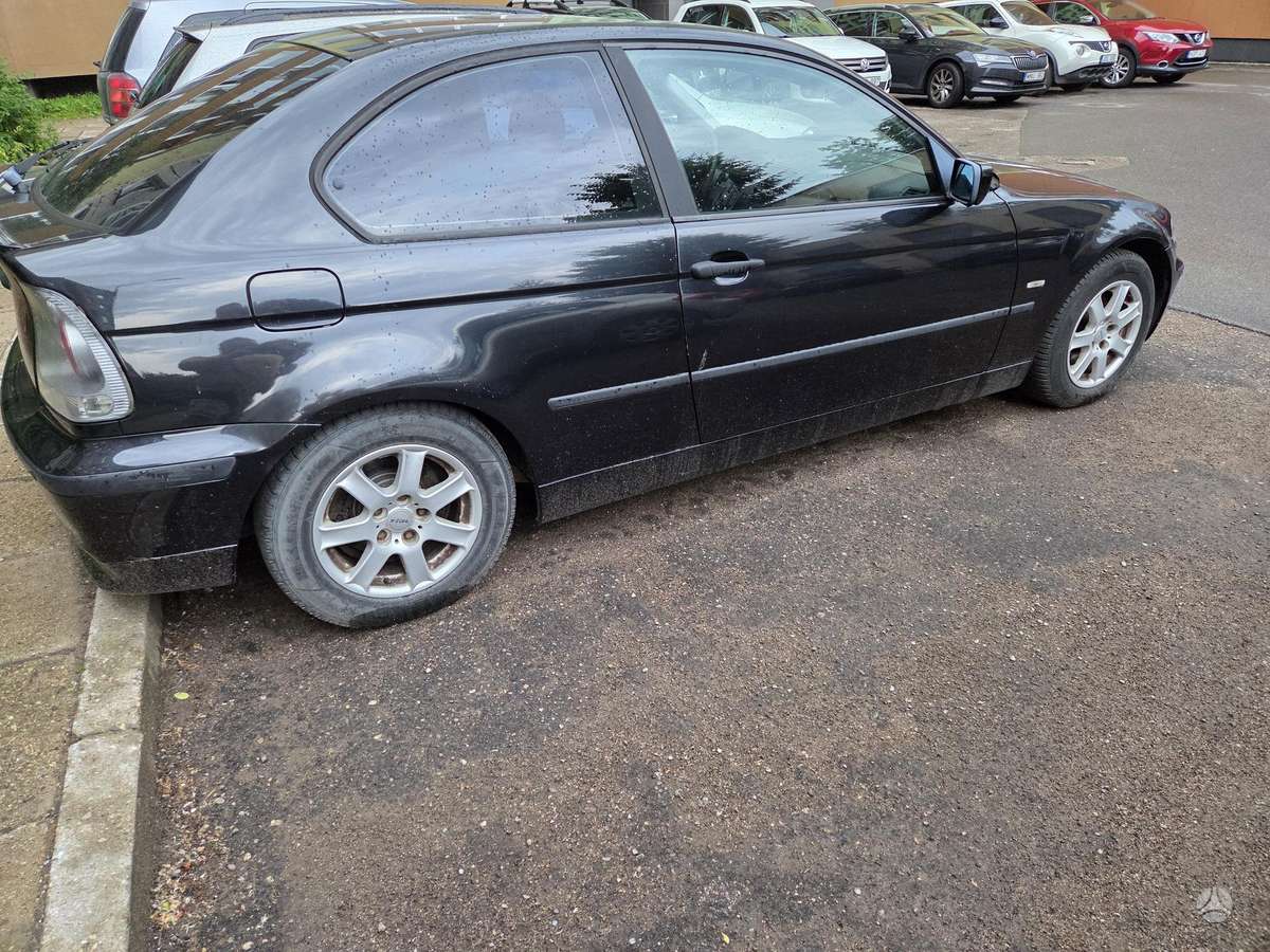 BMW 316, 1.8 l., Хэтчбек