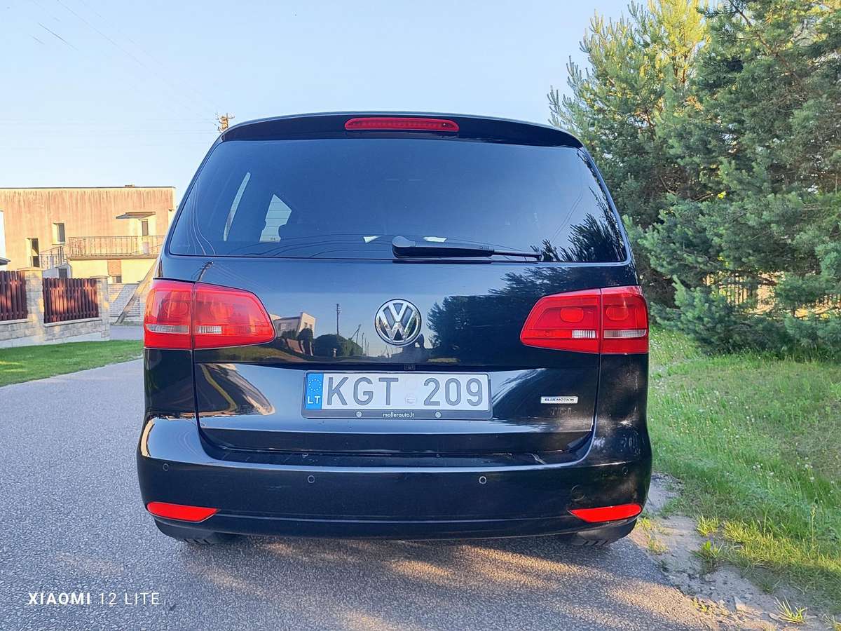 Volkswagen Touran - 6