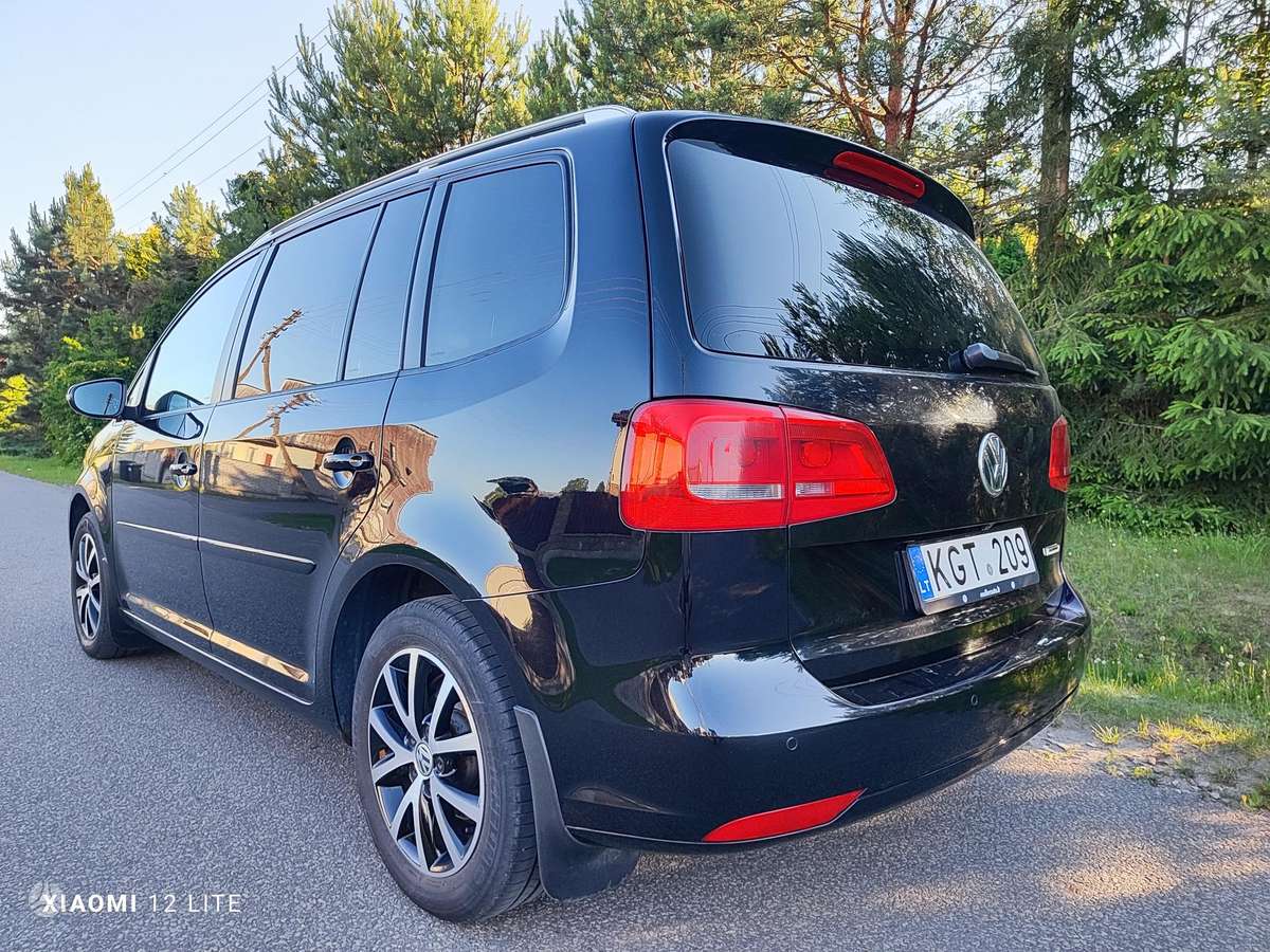 Volkswagen Touran - 7