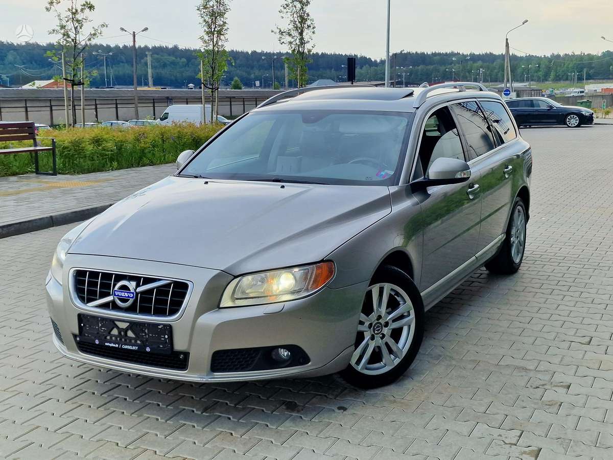 Volvo V70, 2.0 l., Универсал