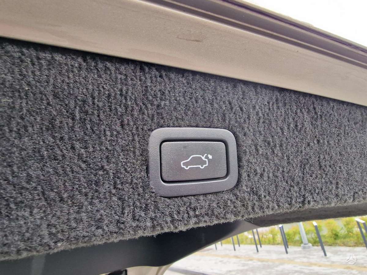 Volvo V70, 2.0 l., Универсал