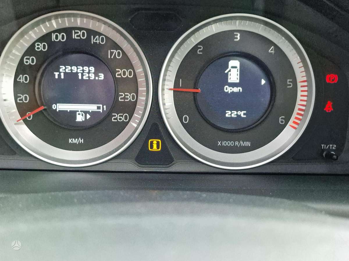 Volvo V70, 2.0 l., Универсал