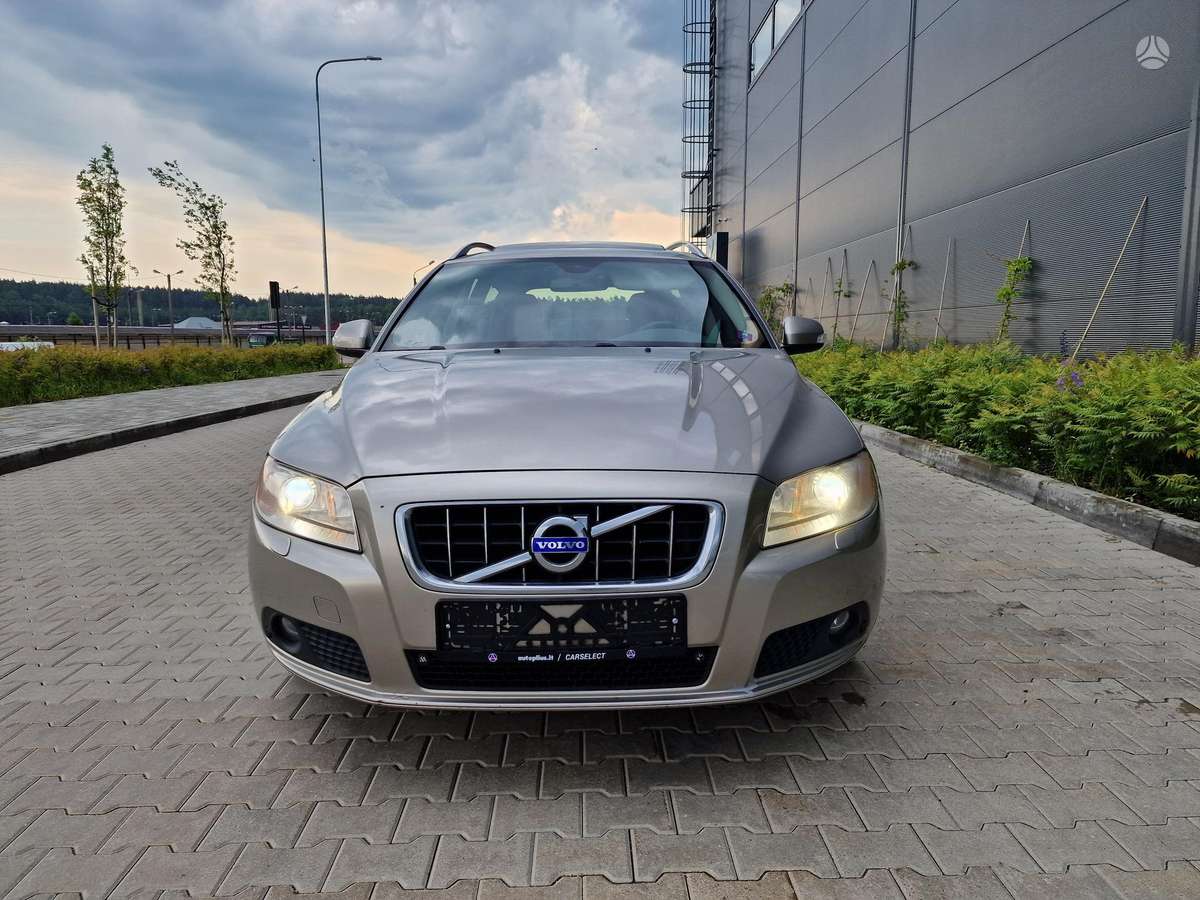 Volvo V70, 2.0 l., Универсал