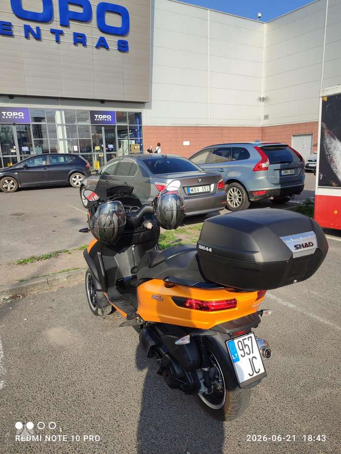 Piaggio MP3 500cc, трициклы