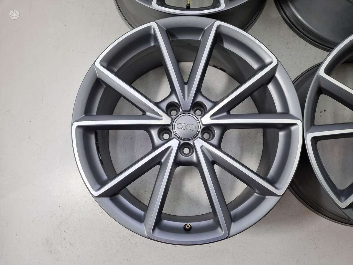 Audi Q3, R20 originalūs, легкосплавные , R20