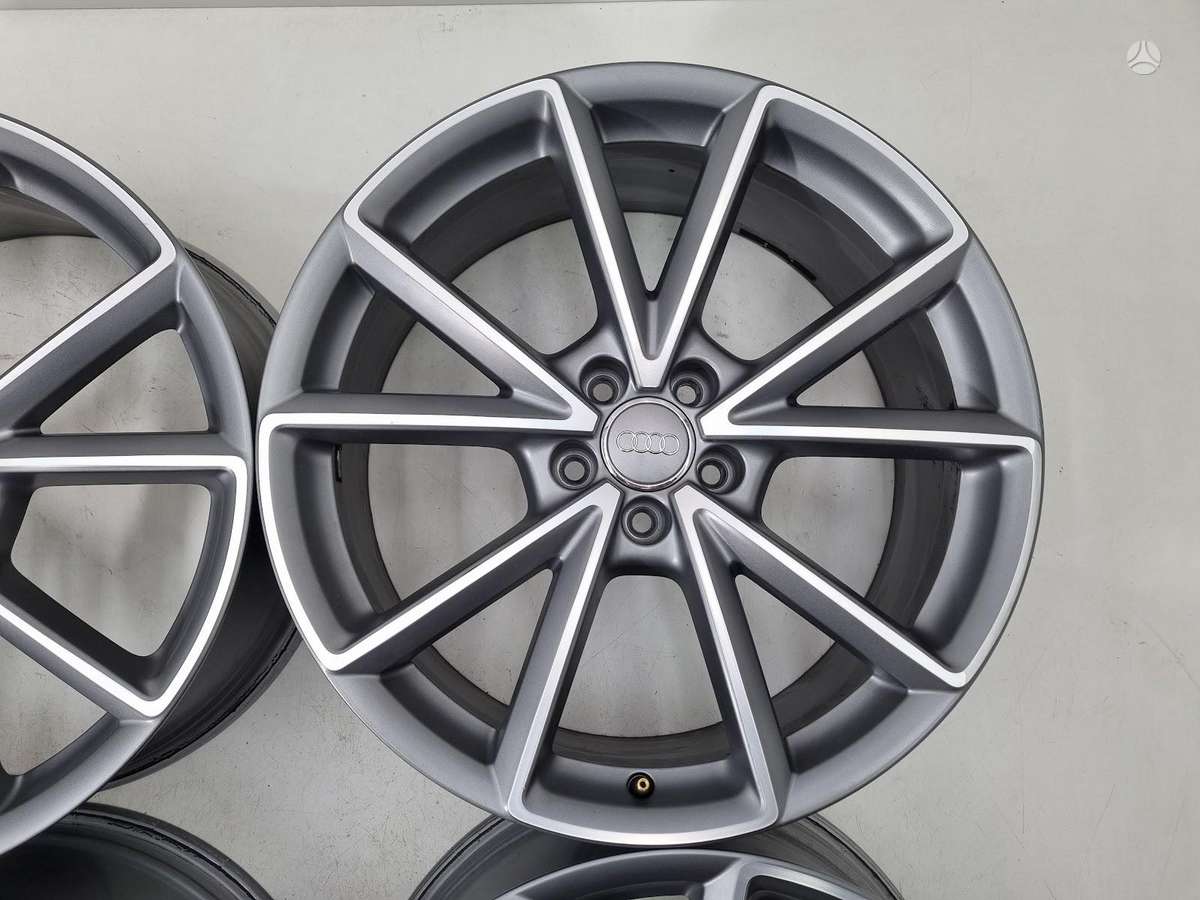 Audi Q3, R20 originalūs, light alloy, R20