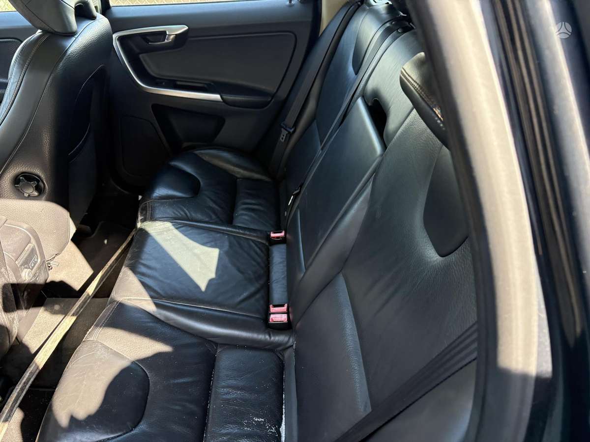 Volvo XC60 37068366700
