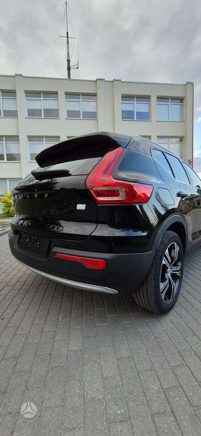 Volvo XC40 - 11