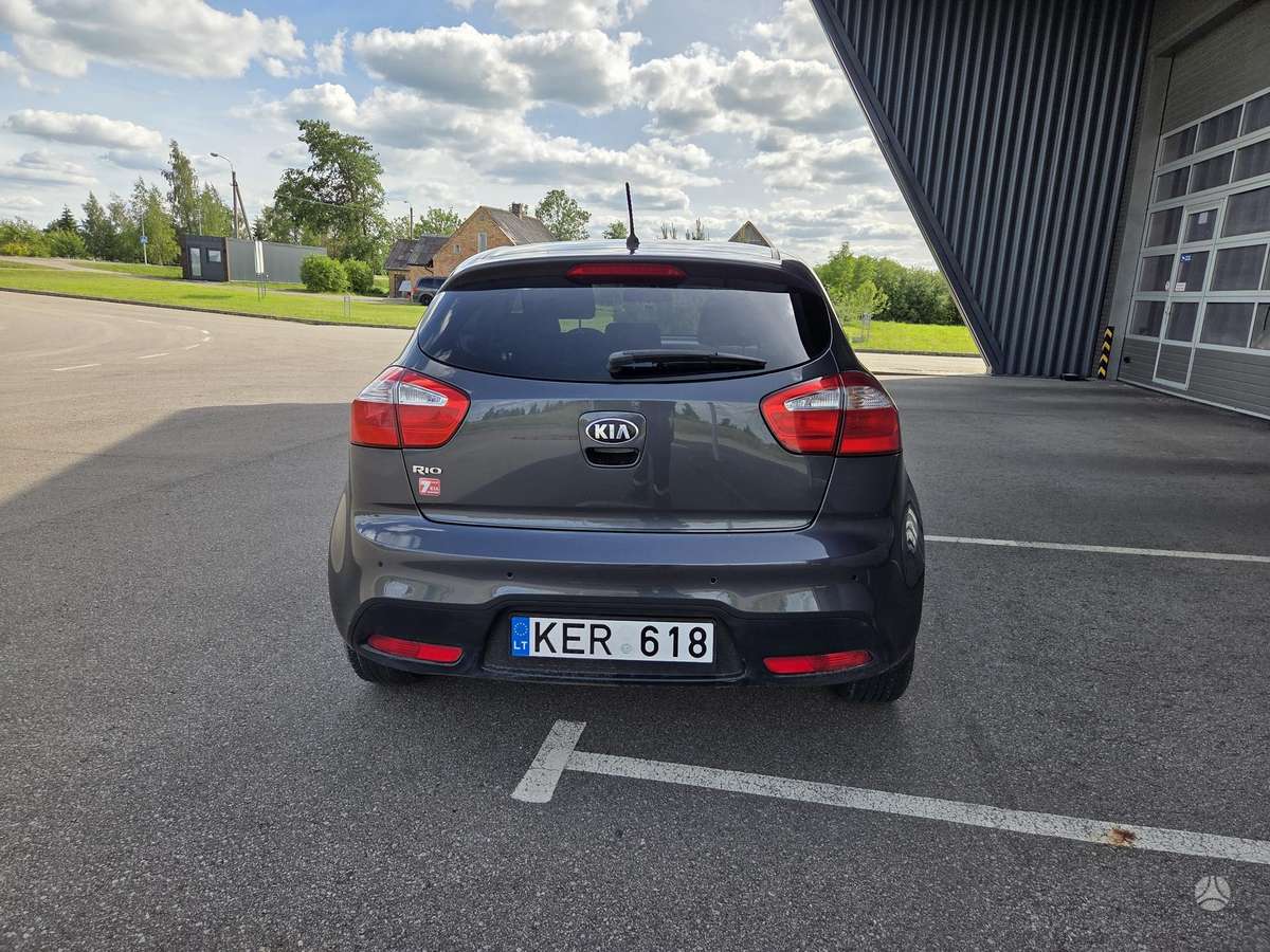 Kia Rio, 1.4 l., hatchback