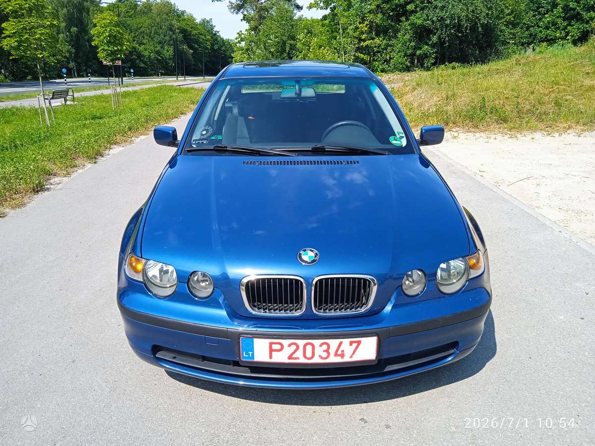 BMW 320, 2.0 l., hatchback